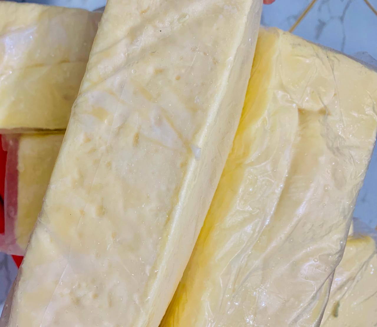 Mozzarella Cheese 1 KG Bar